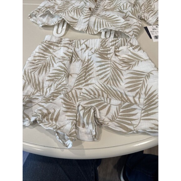 Grayson Threads Kids Girls Size M(8) Top & Shorts White And Tan 2 PC Set - Picture 13 of 14
